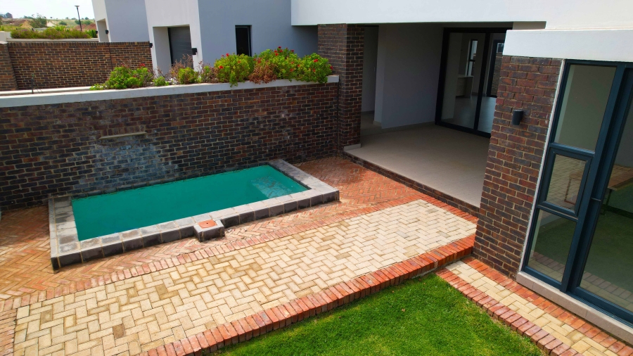 3 Bedroom Property for Sale in Helderzicht Eco Estate North West